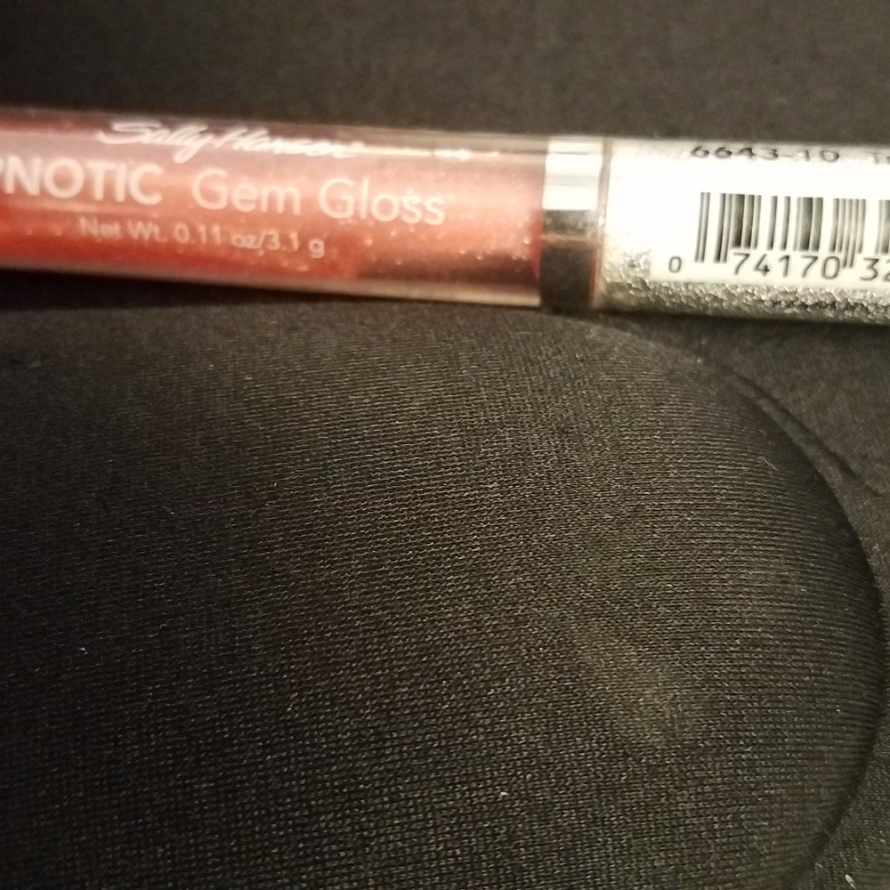Sally Hanson lipgloss
